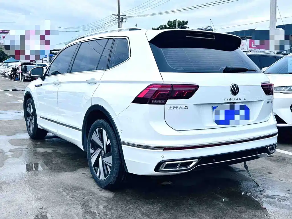 Volkswagen Tiguan L L 2023 330TSI AT R-Line