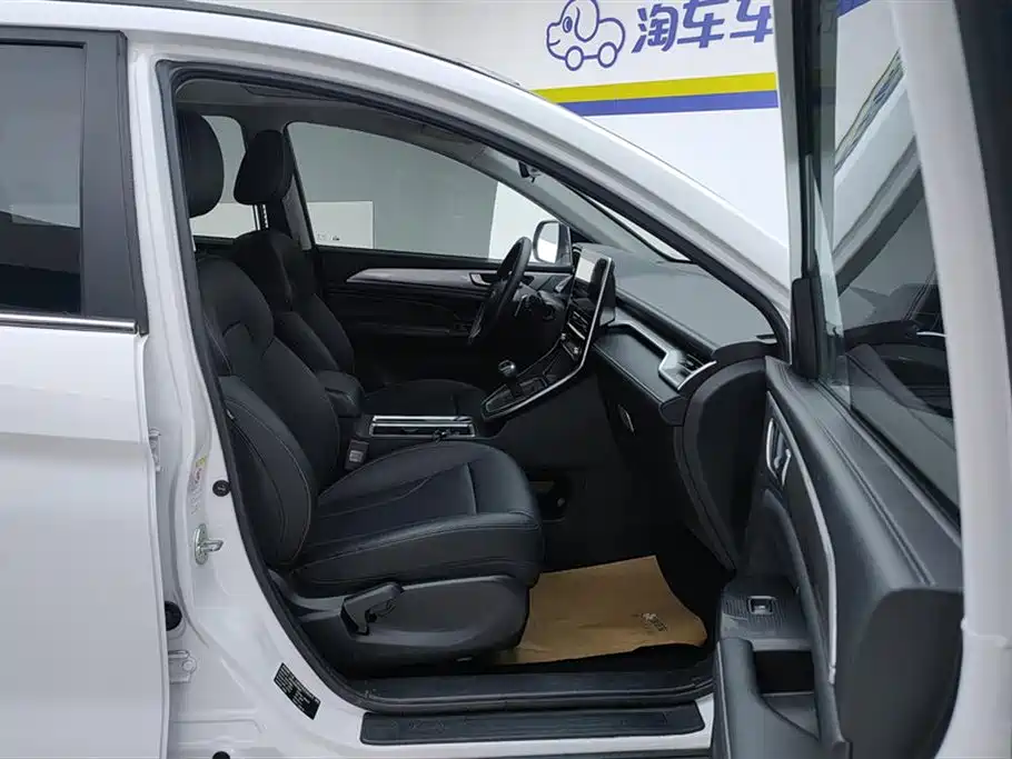 Haval M6 2021 PLUS 1.5T DCT