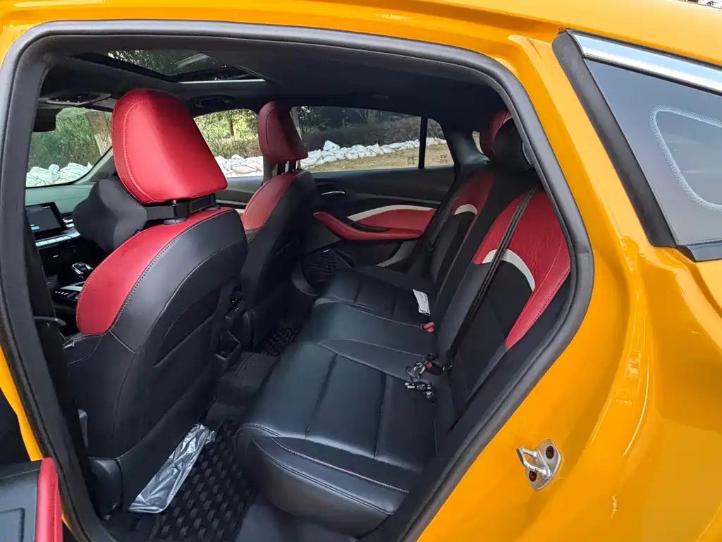 MG MG5 — миниатюра 6