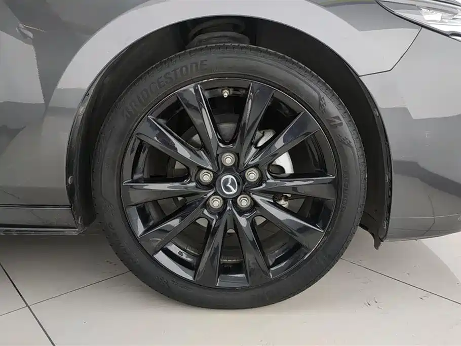 Mazda Mazda3 3 2022 2.0L AT
