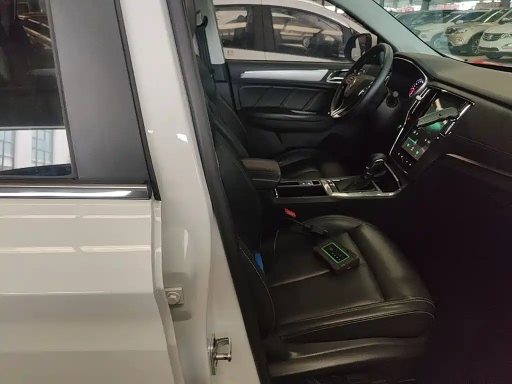 Roewe RX5 — миниатюра 25