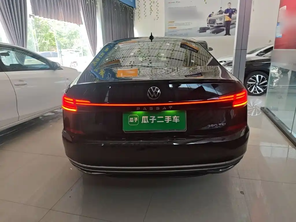 Volkswagen Passat 2024 380TSI Elite