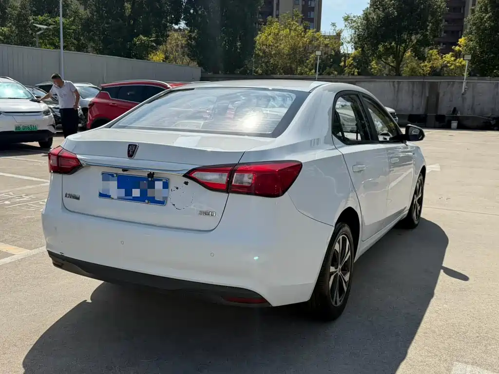 Roewe 360 — миниатюра 12