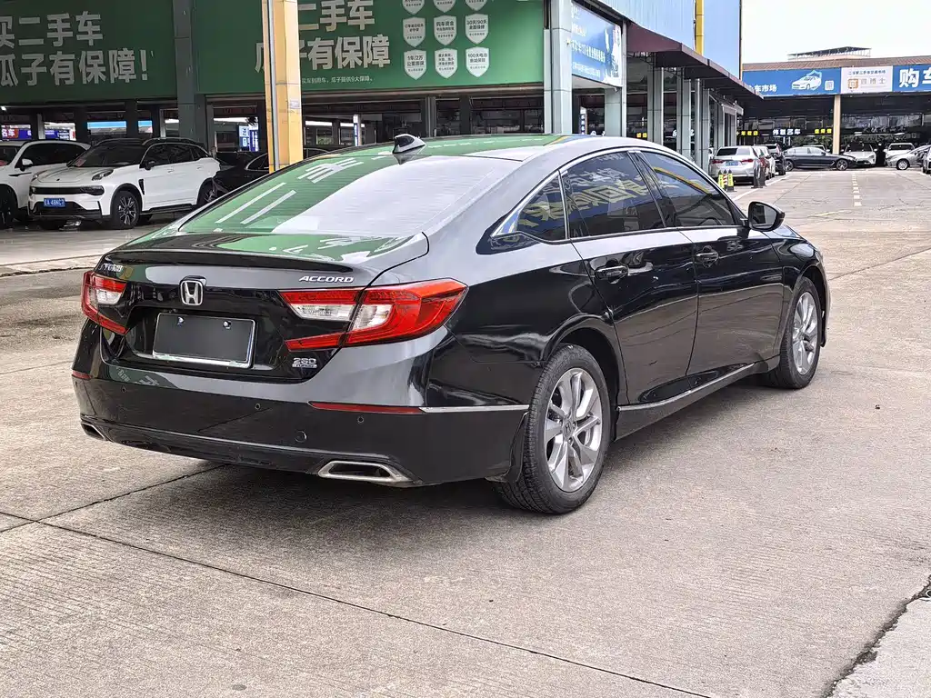 Honda Accord — миниатюра 6