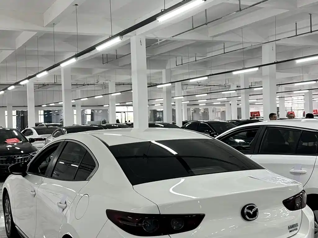 Mazda 3 Axela — миниатюра 7