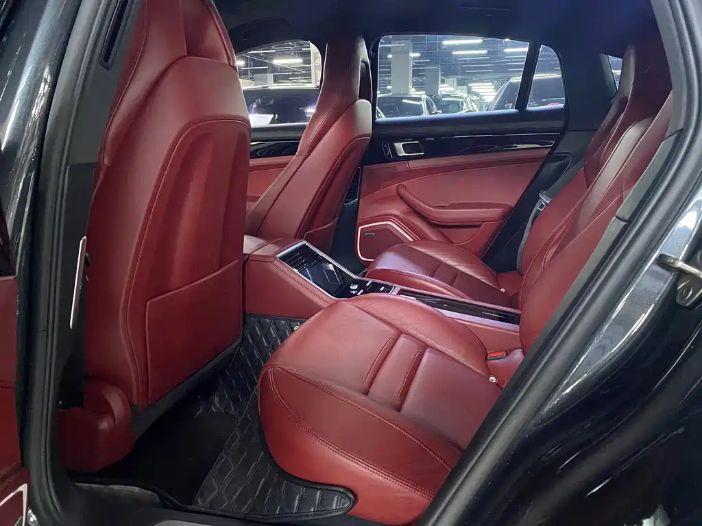 Porsche Panamera — миниатюра 6