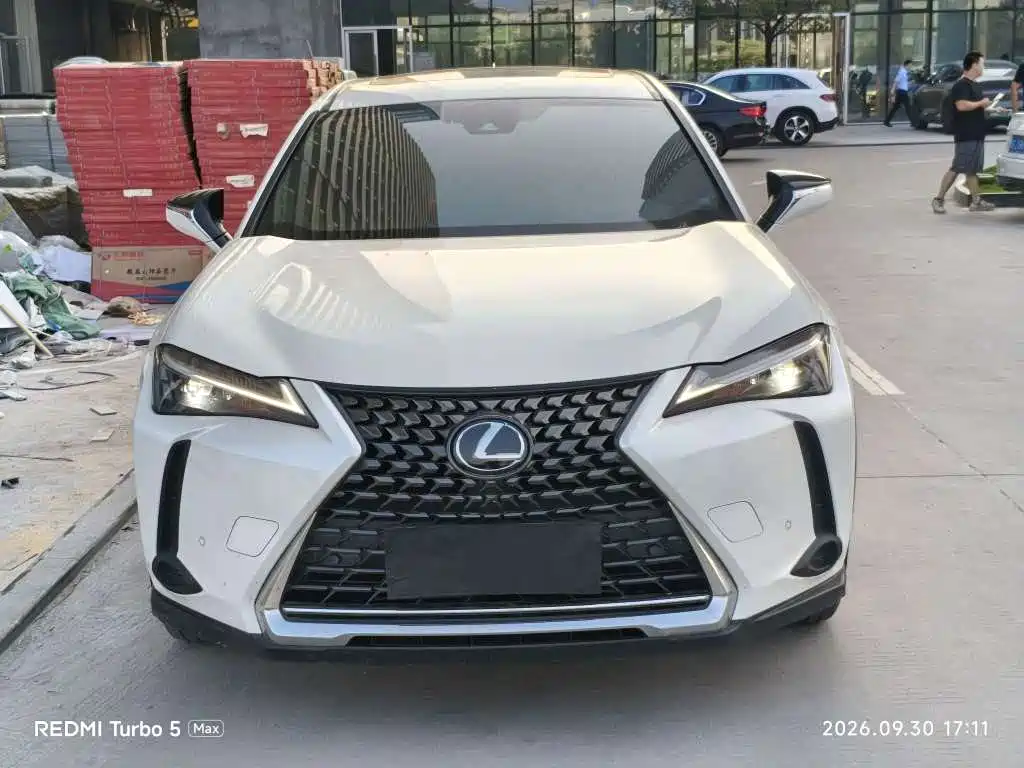 Lexus UX — миниатюра 2