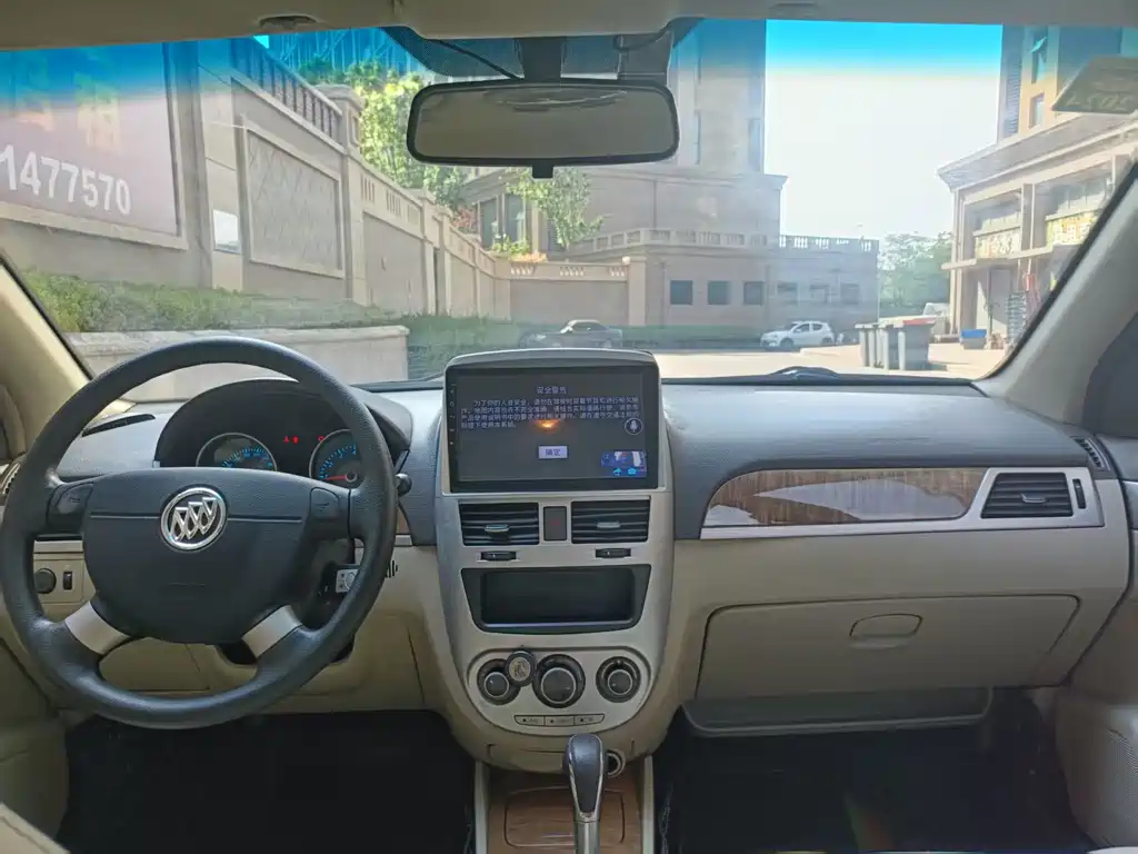 Buick Excelle 2015 1.5L AT