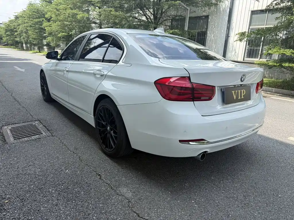 BMW 3 Series — миниатюра 7