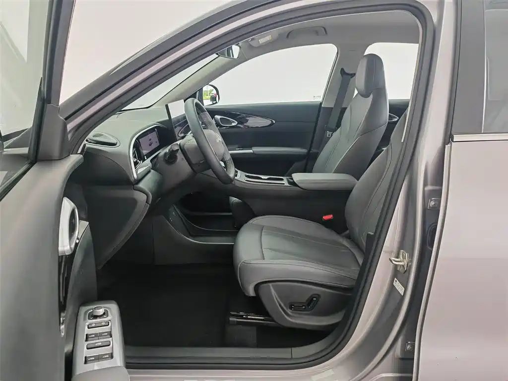 Geely Geome Xingyuan 2025 UP 410km +