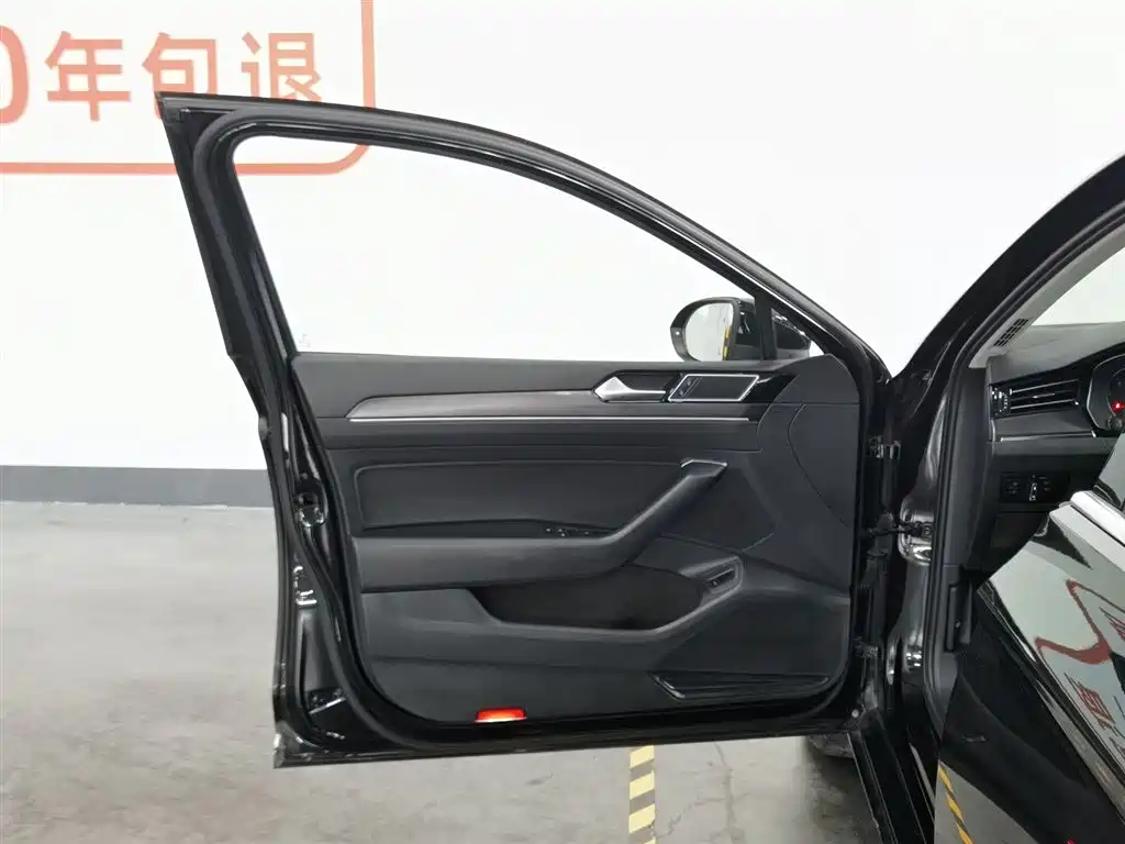 Volkswagen Magotan 2020 330TSI DSG Lead