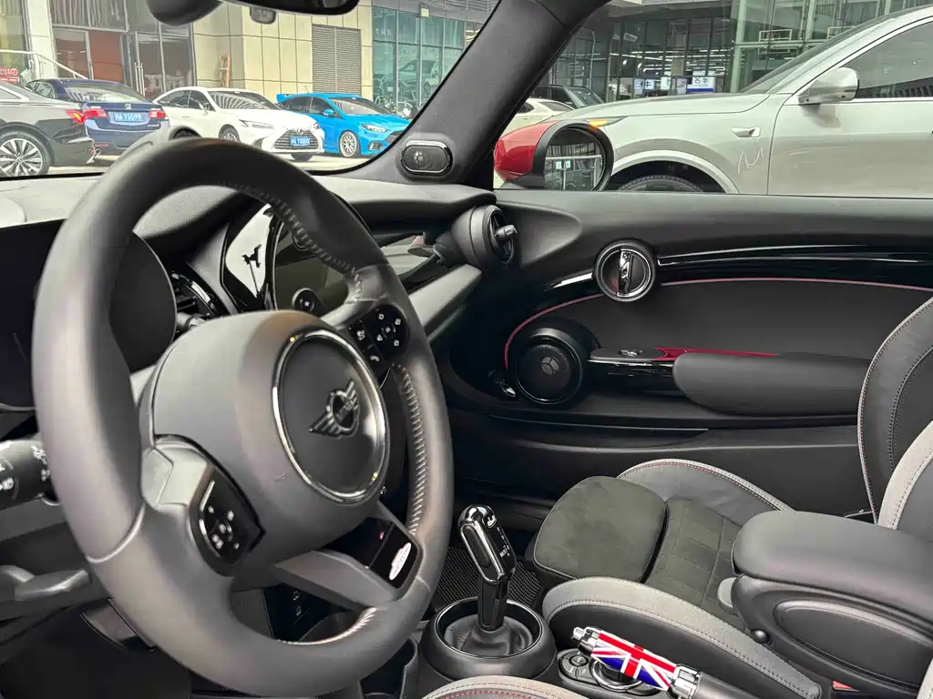 MINI Mini JCW — миниатюра 4