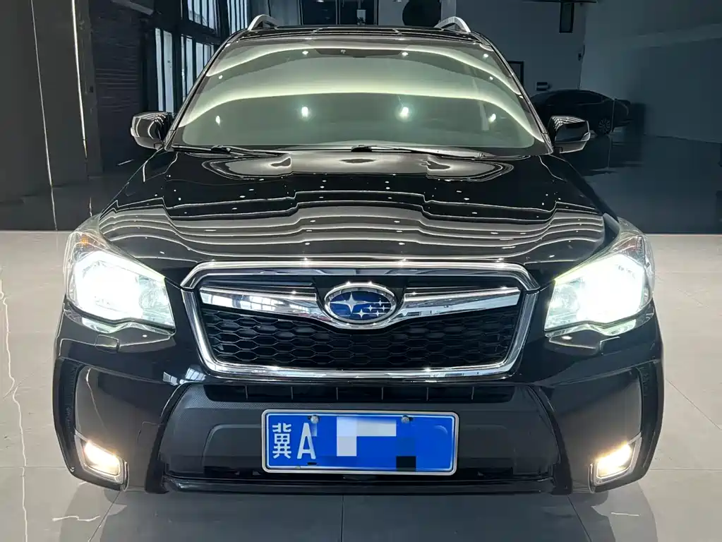 Subaru Forester 2.5i Auto Premium Edition, фото 2