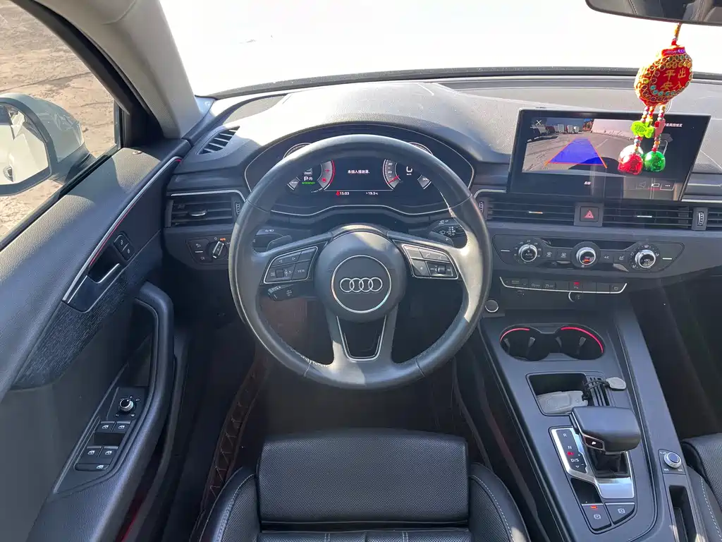 Audi A4L — миниатюра 11