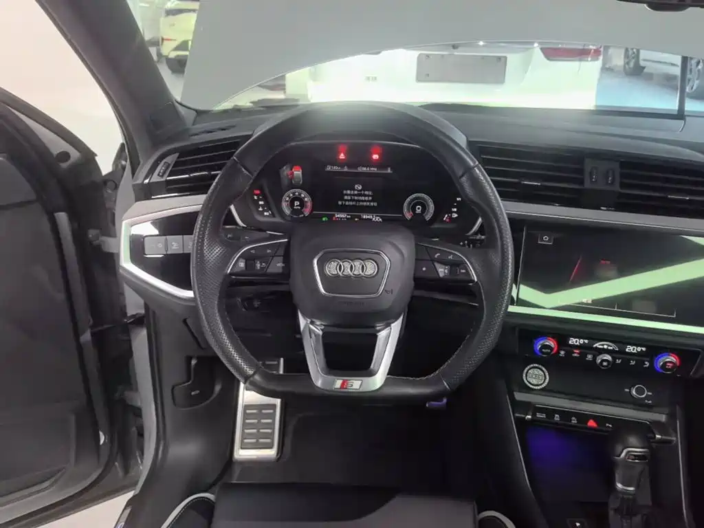 Audi Q3 Sportback — миниатюра 11