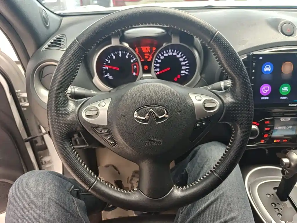 Infiniti ESQ — миниатюра 11