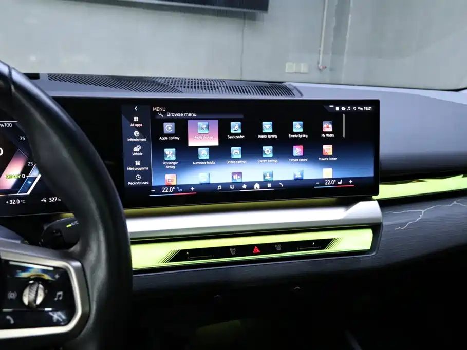 BMW i5 — миниатюра 7