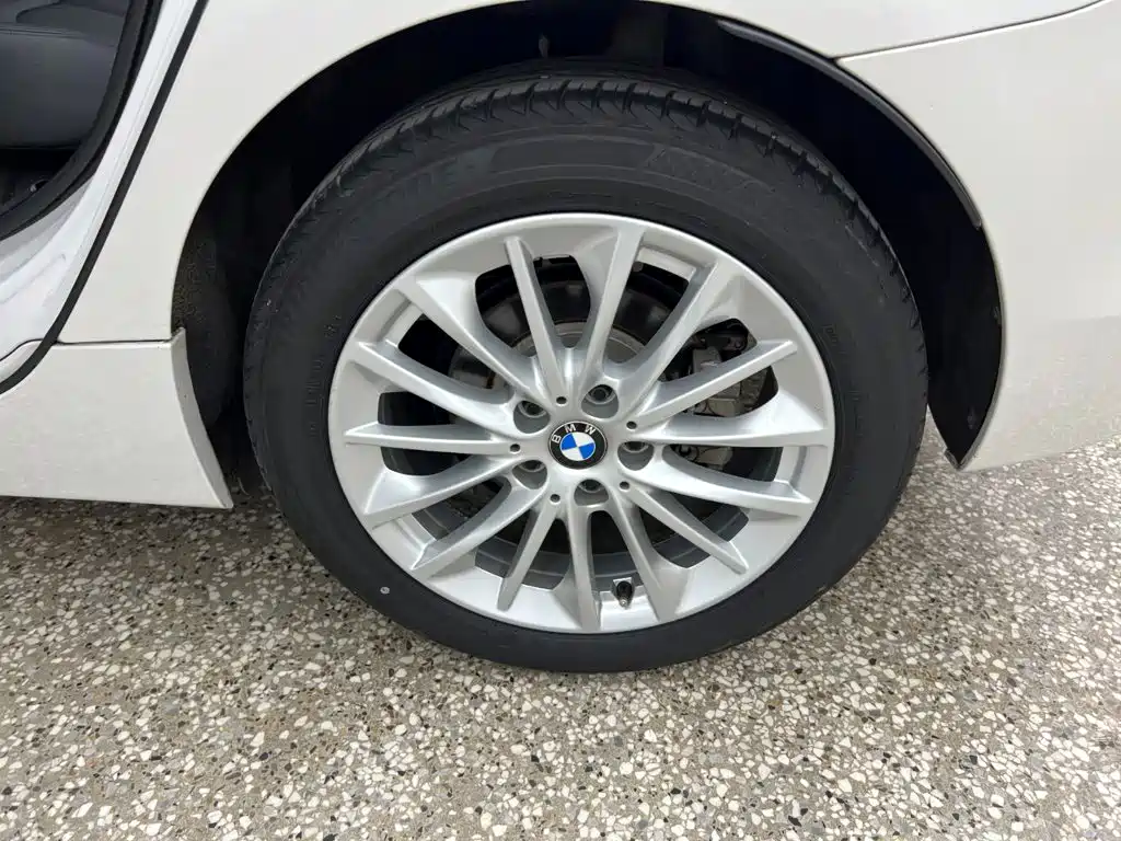 BMW 2 Series Active Tourer — миниатюра 16