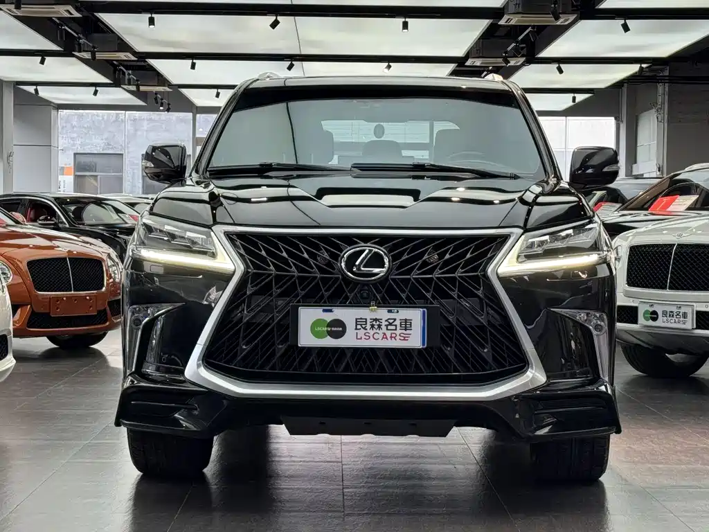Lexus LX 2019 570 Luxury