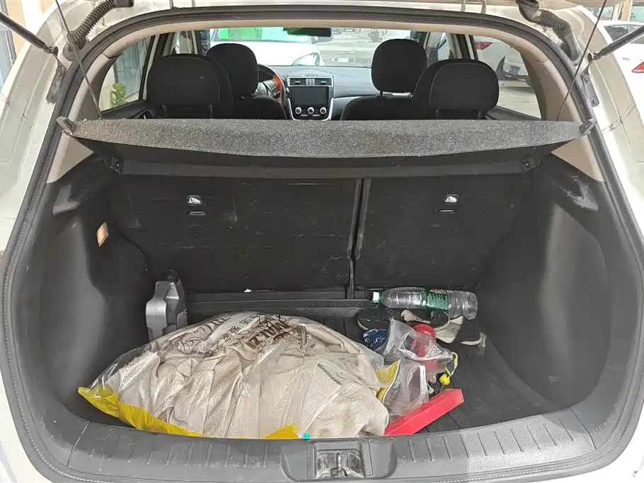 Nissan Tiida 2019 1.6L CVT V