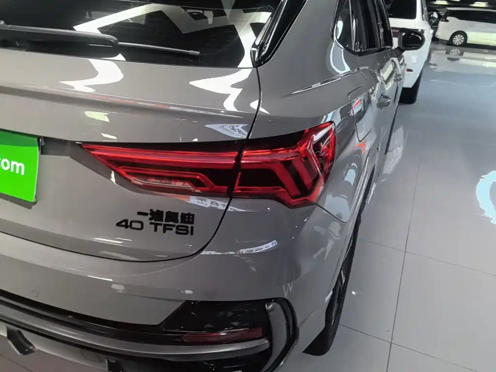 Audi Q3 Sportback — миниатюра 8