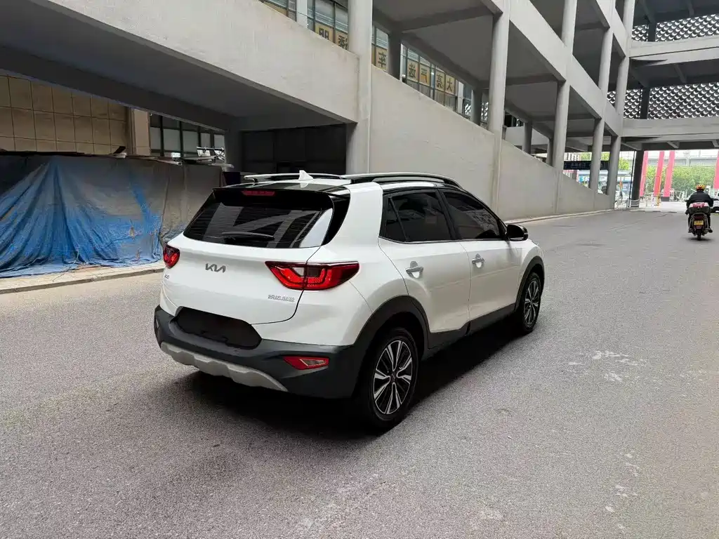 Kia KX1 2021 1.4L AT