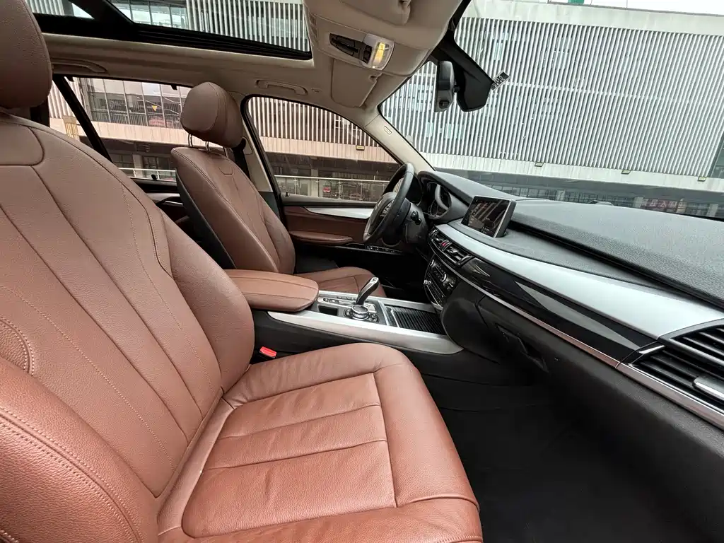 BMW X5 (Import) — миниатюра 8