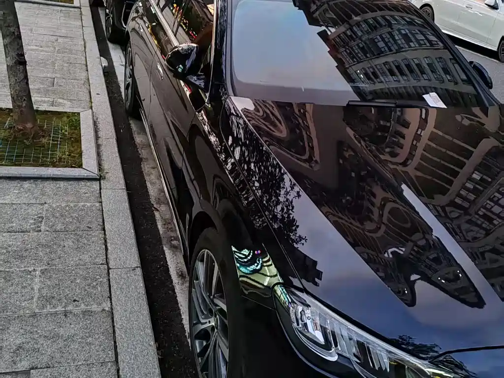 Mercedes-Benz E-Class (Import) — миниатюра 2