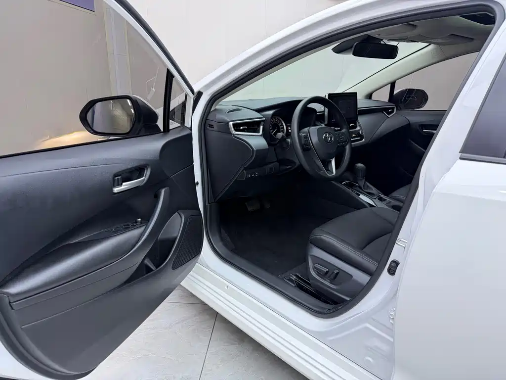 Toyota Corolla — миниатюра 7