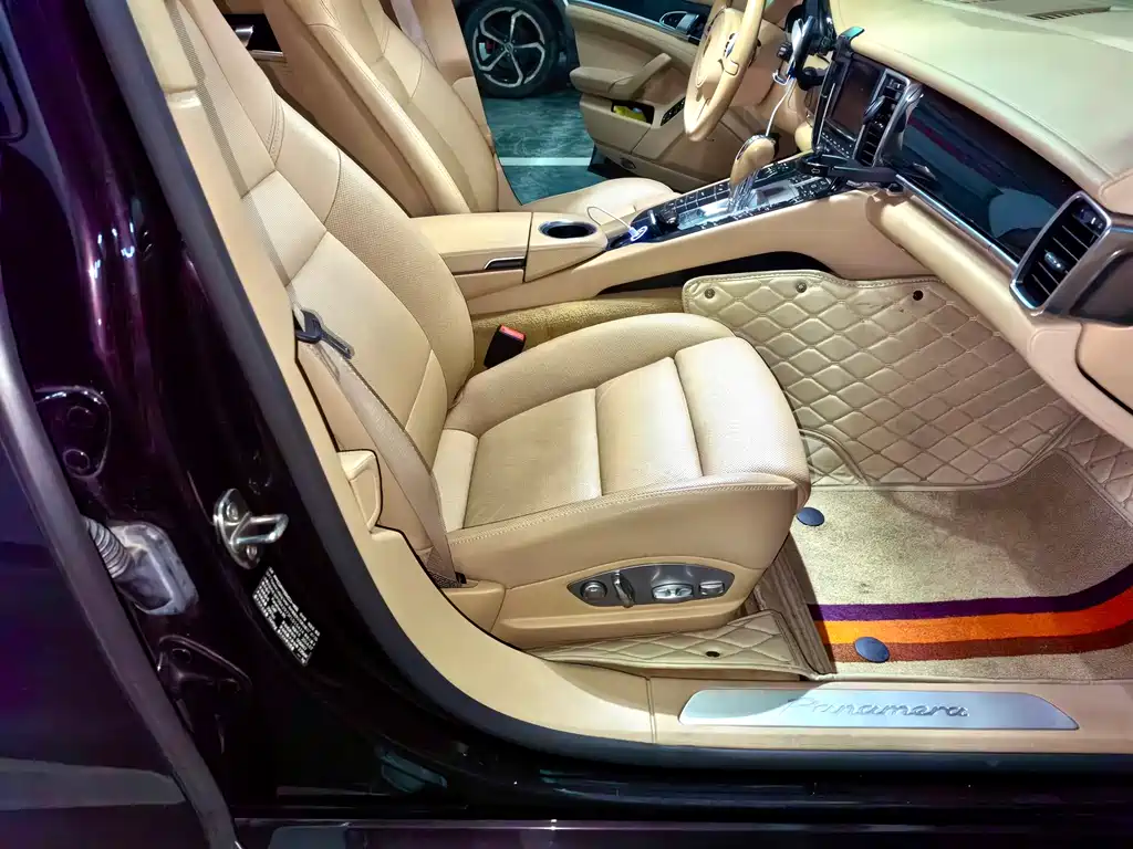 Porsche Panamera 2014 Panamera Executive 3.0T