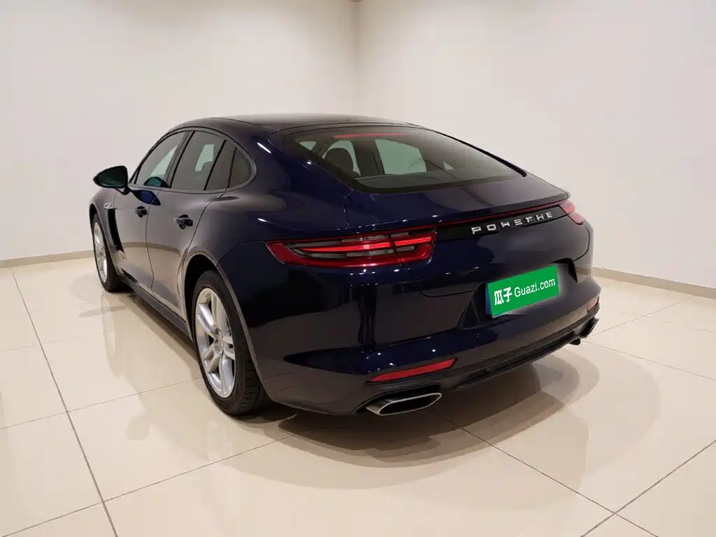 Porsche Panamera — миниатюра 4