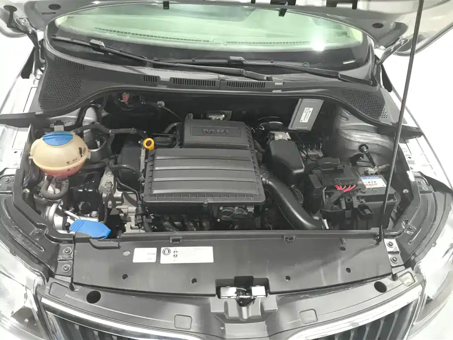 Skoda Rapid 2015 1.4L MT