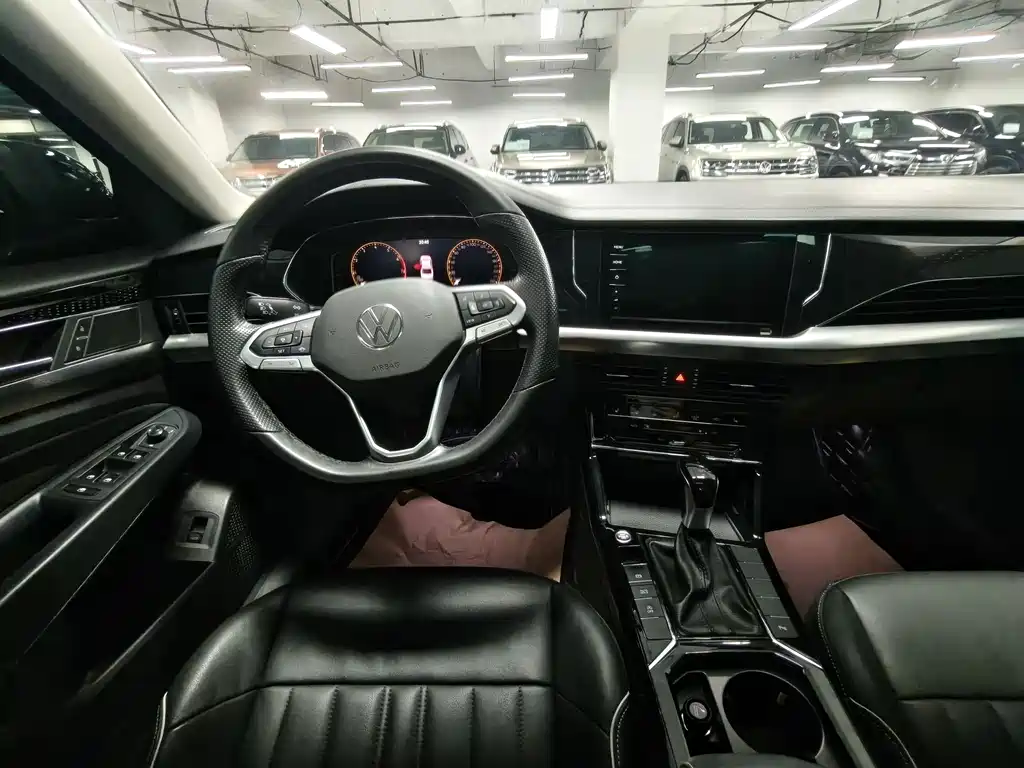 Volkswagen Passat 2022 330TSI Elite