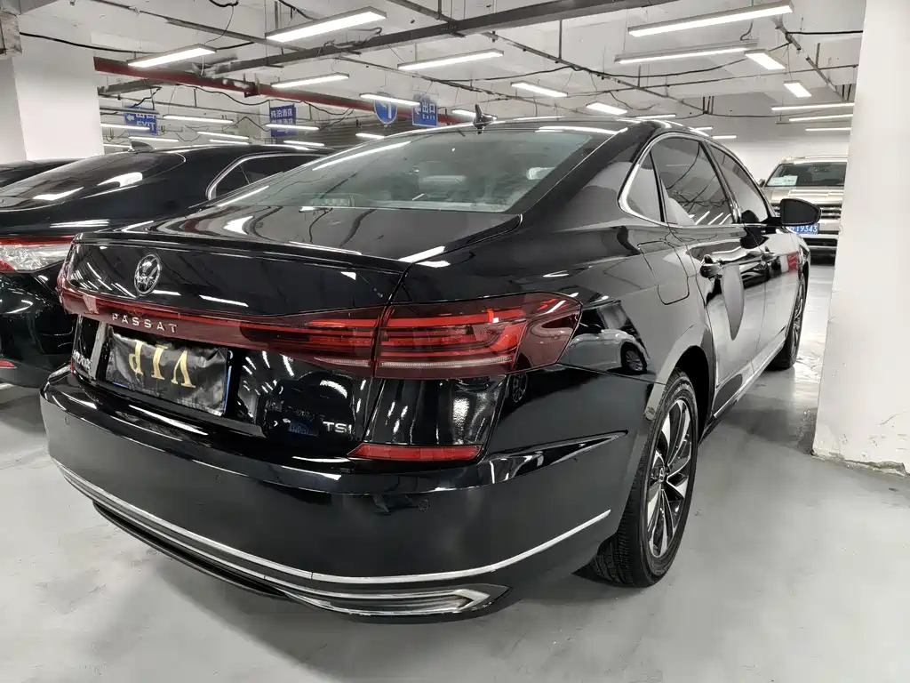 Volkswagen Passat 2022 330TSI Elite