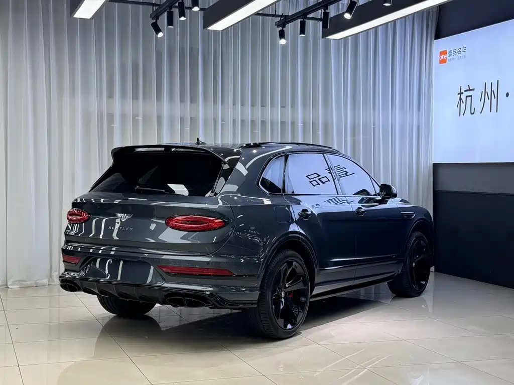 Bentley Bentayga 2022 4.0T V8