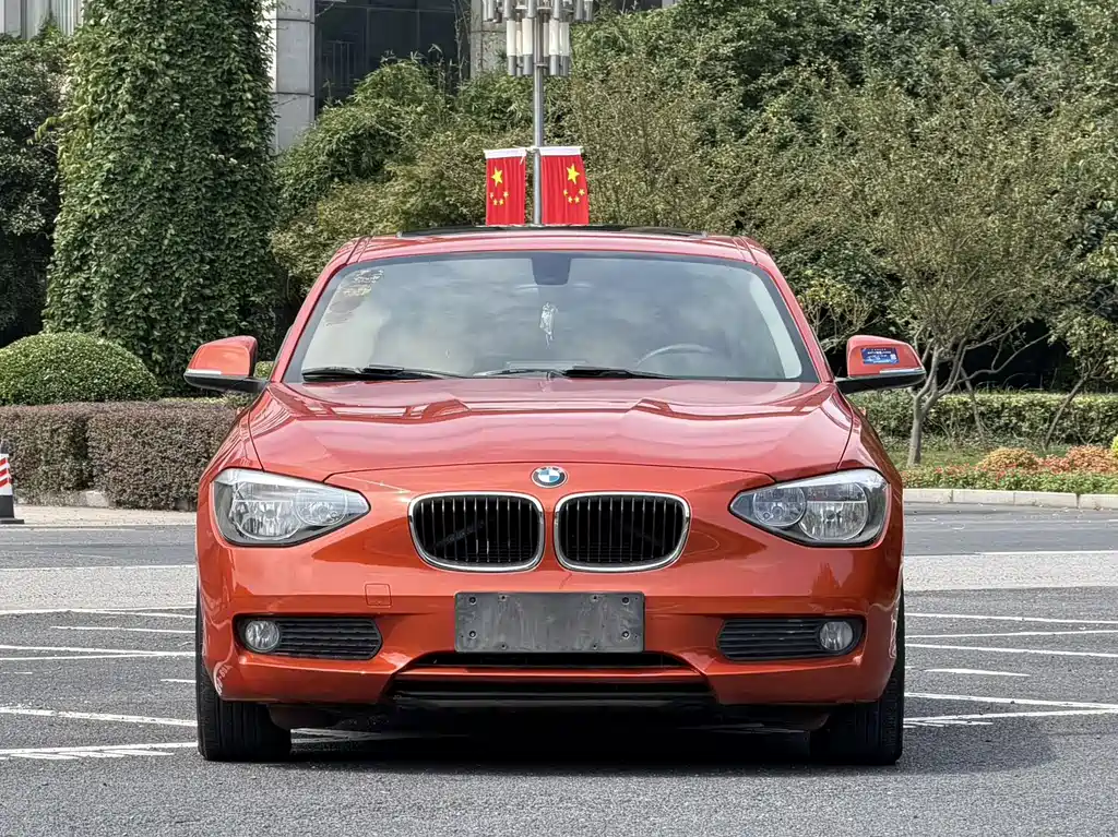 BMW 1 Series (Import) — миниатюра 2