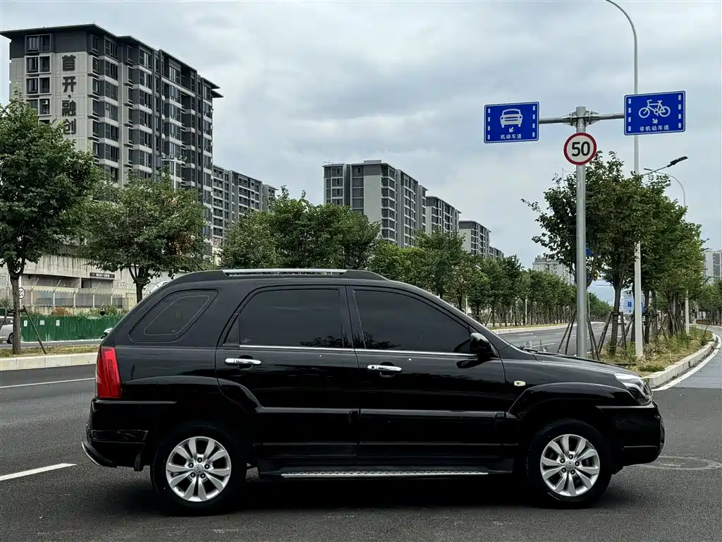 Kia Sportage — миниатюра 12