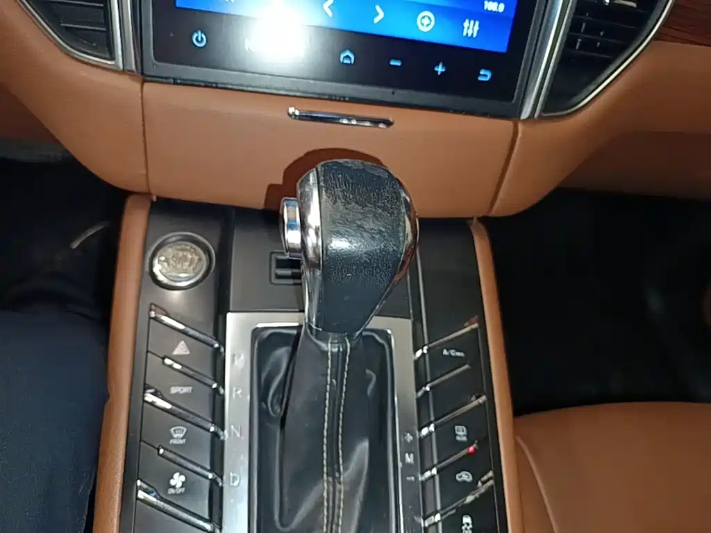 Zotye Zotye SR9 — миниатюра 14