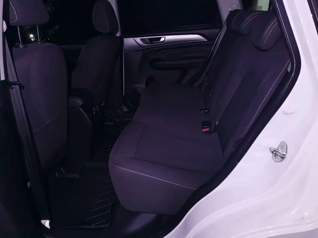 Haval M6 — миниатюра 13