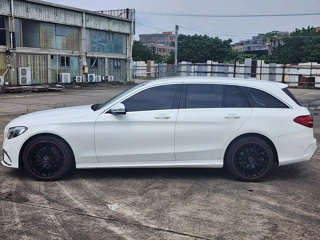 Mercedes-Benz C-Class — миниатюра 4