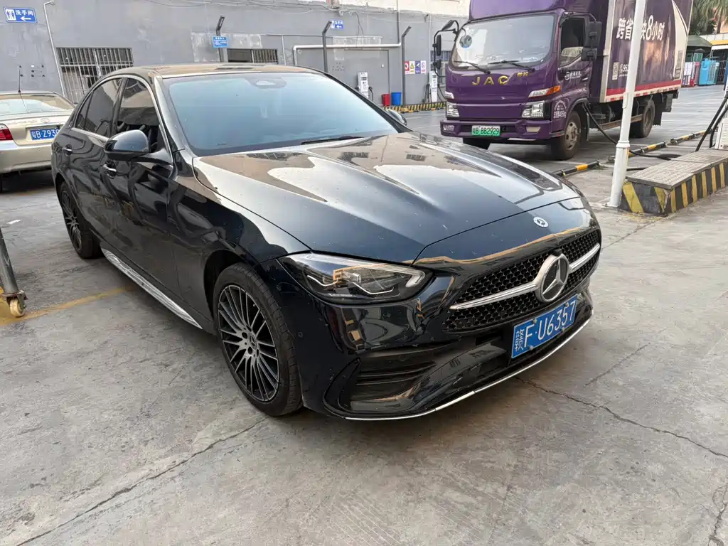 Mercedes-Benz C-Class — миниатюра 2