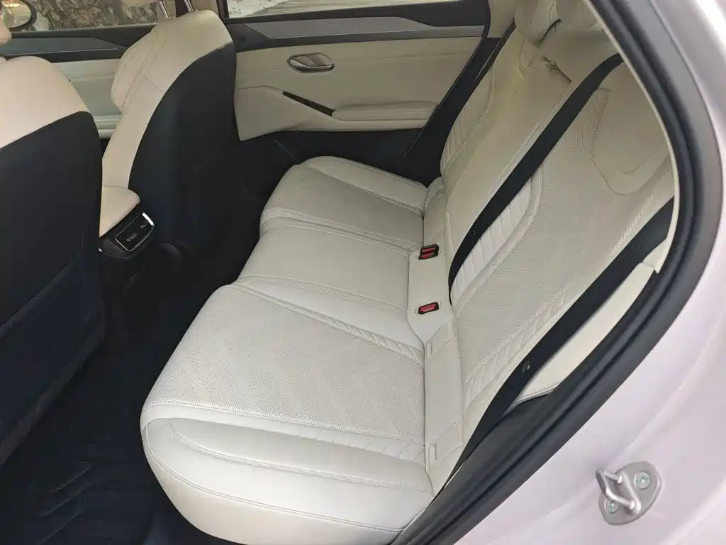 BYD Qin L — миниатюра 18