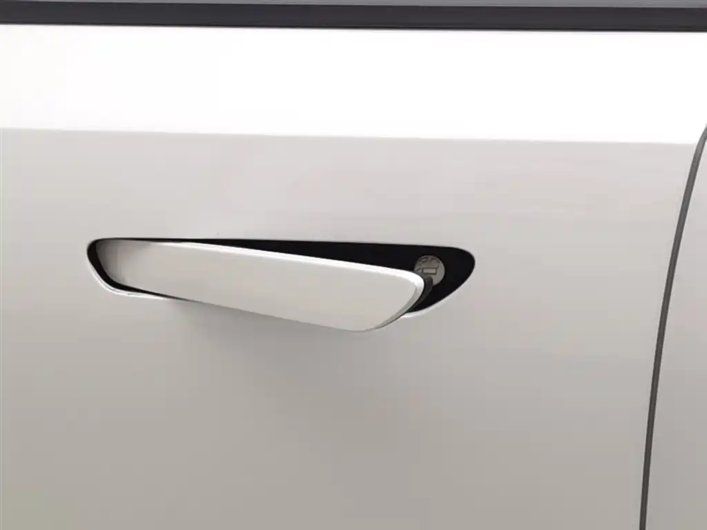 Changan Deepal DARK BLUE L07