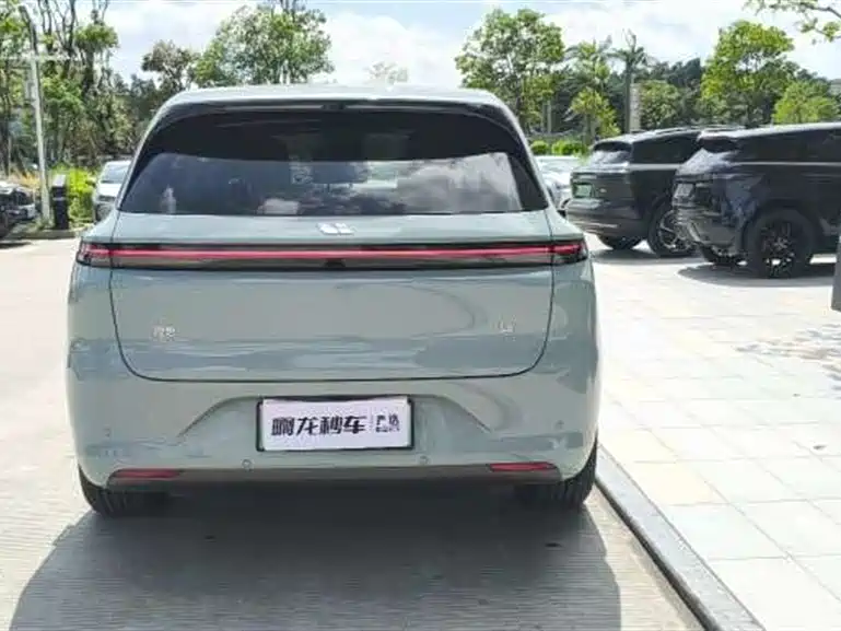 Li Auto L6 2025 Pro