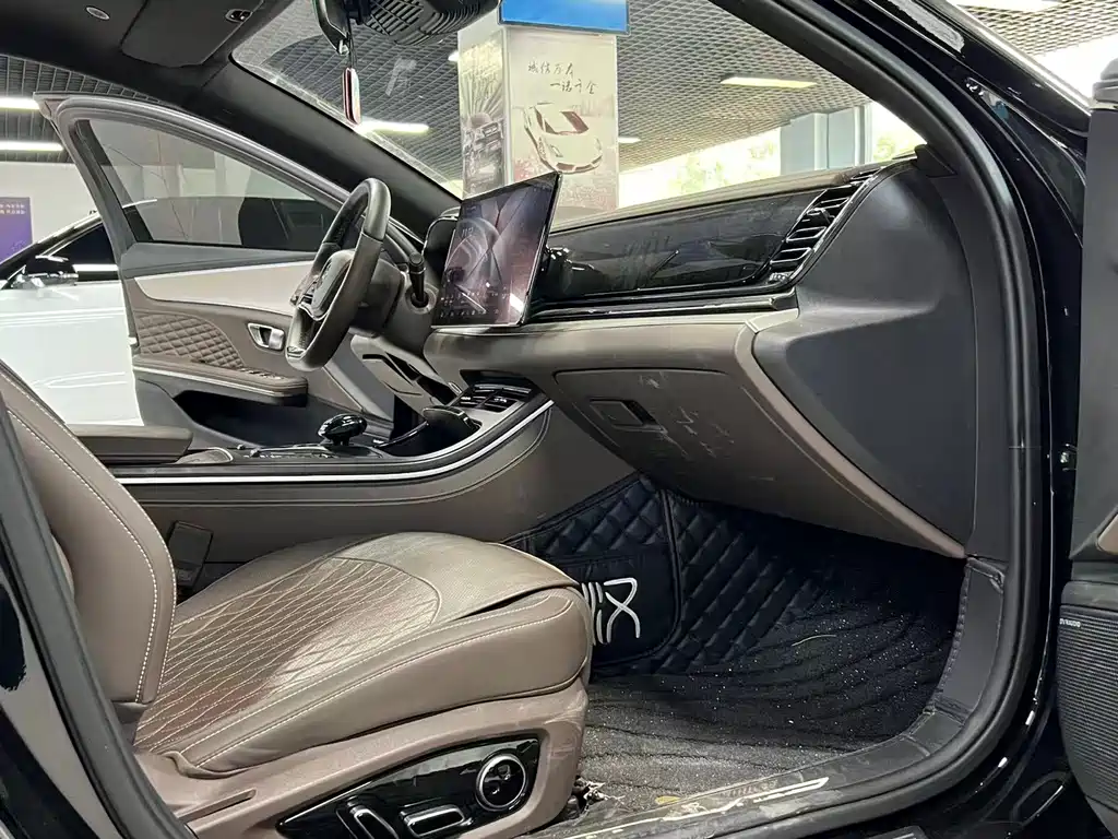 BYD Han — миниатюра 7
