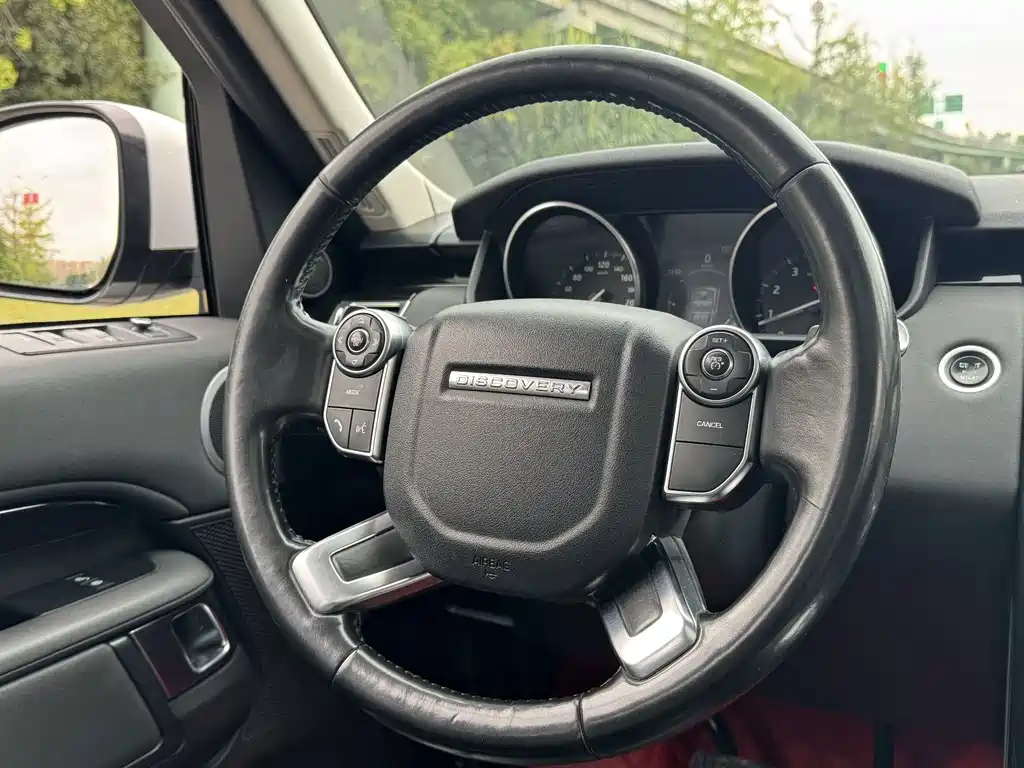 Land Rover Discovery — миниатюра 16