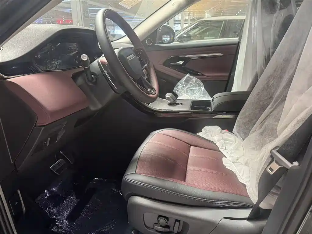 Land Rover Range Rover Evoque 2026 L SE