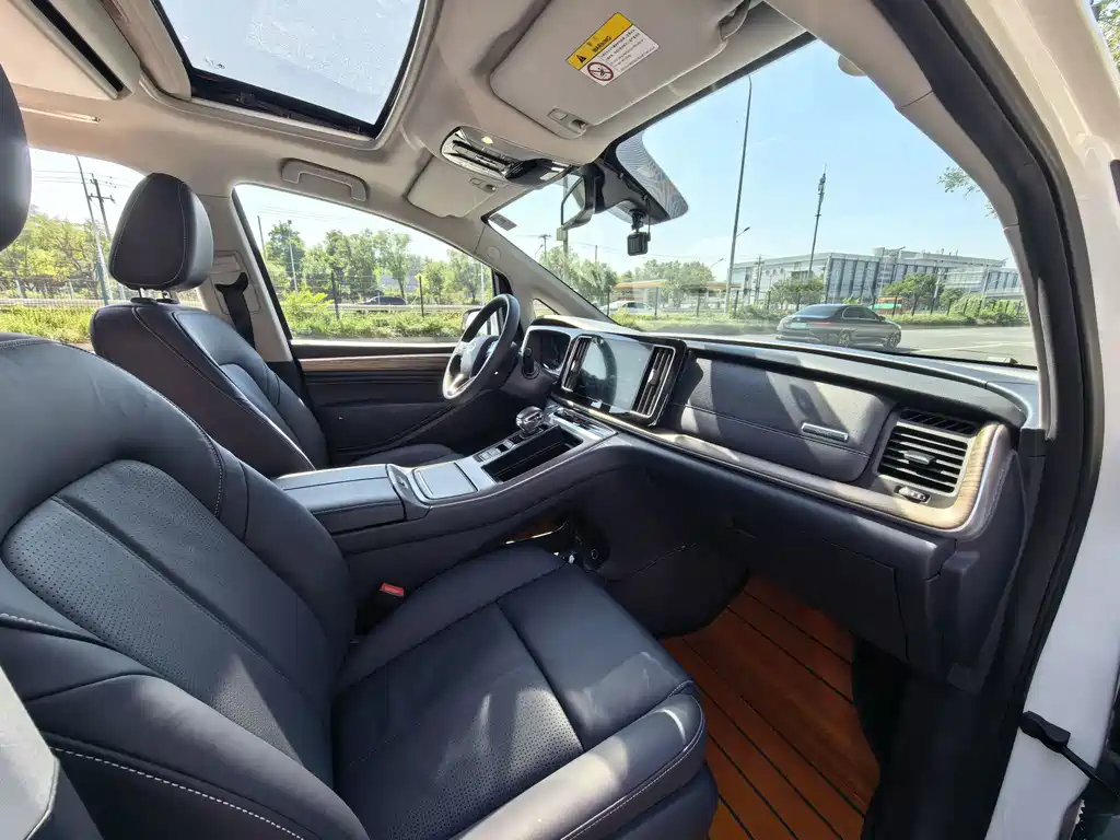 GAC Motor Trumpchi M8 — миниатюра 9