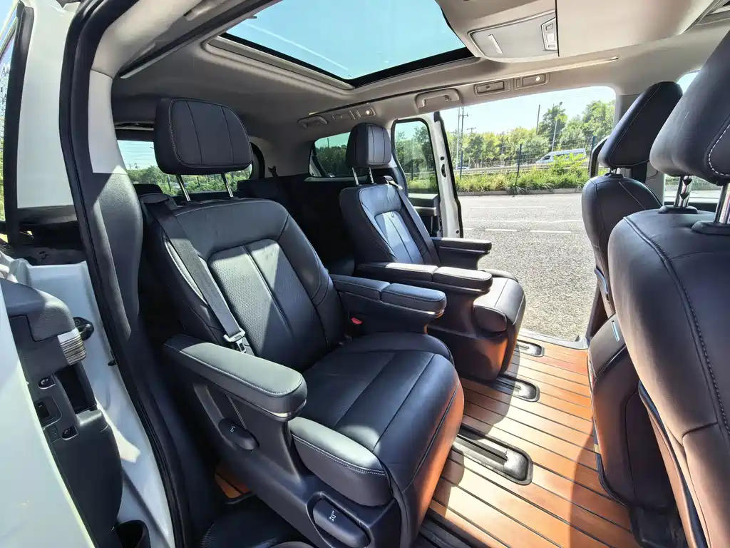 GAC Motor Trumpchi M8 — миниатюра 10