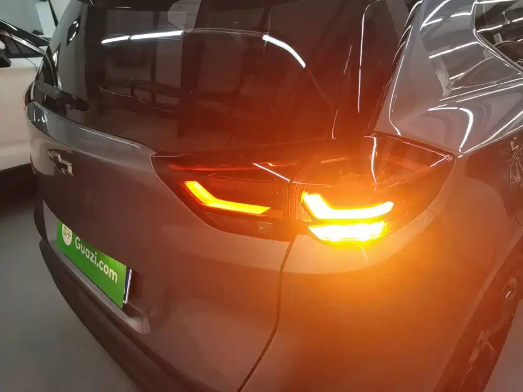 Chevrolet Volando — миниатюра 8